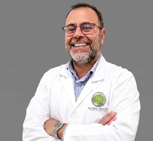 Dr Egas Moura, Pediatra