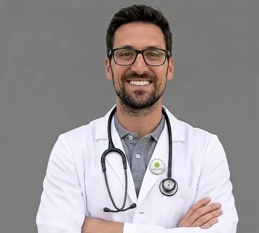 Dr Vitor Hugo de Matos Pais, Médico de Medicina Geral e Familiar